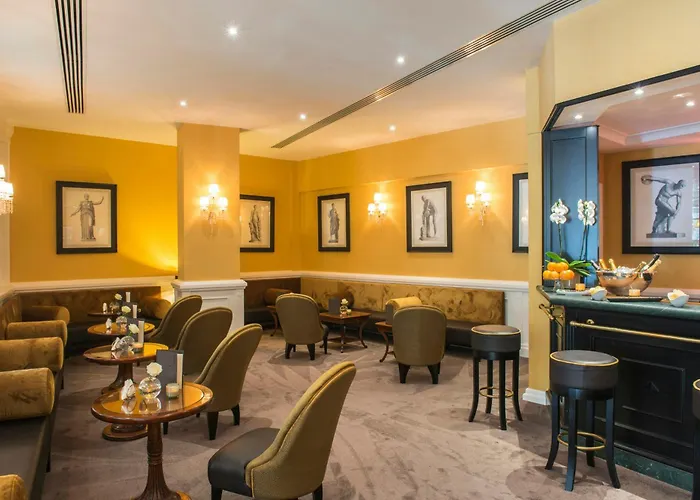 Starhotels Michelangelo Hotel 4*