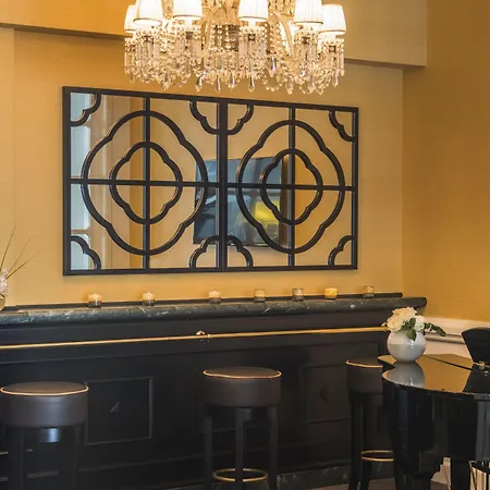 Starhotels Michelangelo Hotel 4*