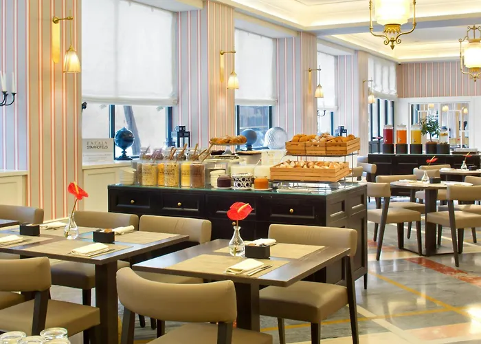 Starhotels Michelangelo 4*