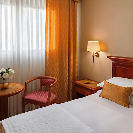 Hotel Starhotels Michelangelo