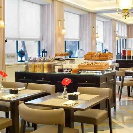 Starhotels Michelangelo 4*