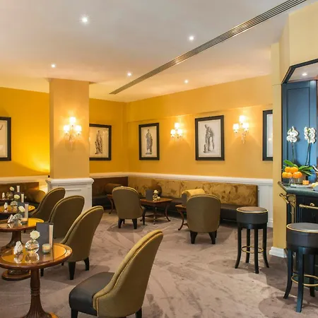 Starhotels Michelangelo Hotel 4*