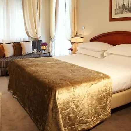 Starhotels Michelangelo Hotel 4*
